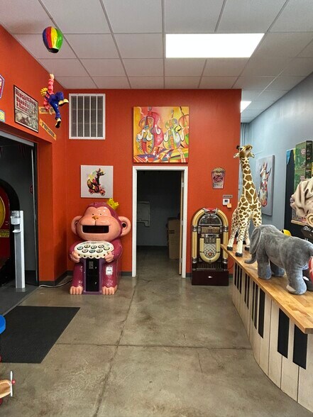 More Photos Of 3301 Malibu Dr, Jonesboro Light Distribution For Lease