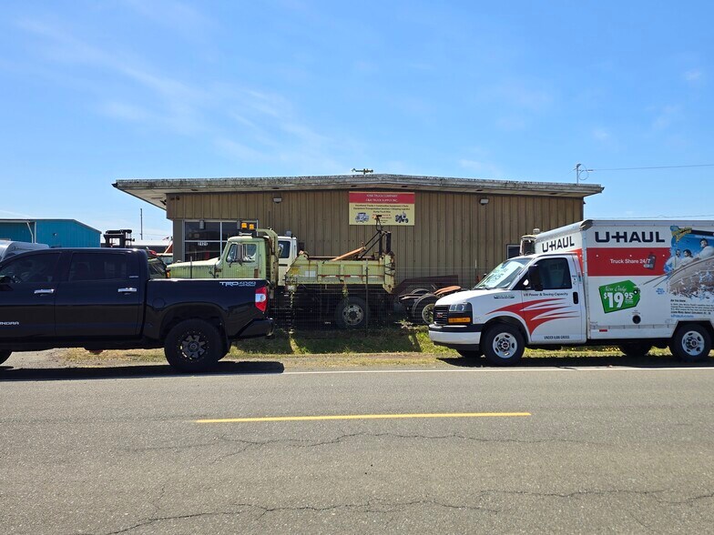 More Photos Of 2121 Commerce St, Aberdeen Industrial For Sale