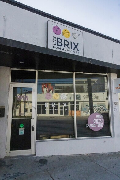 More Photos Of 2605-2617 N Miami Ave, Miami Freestanding For Lease