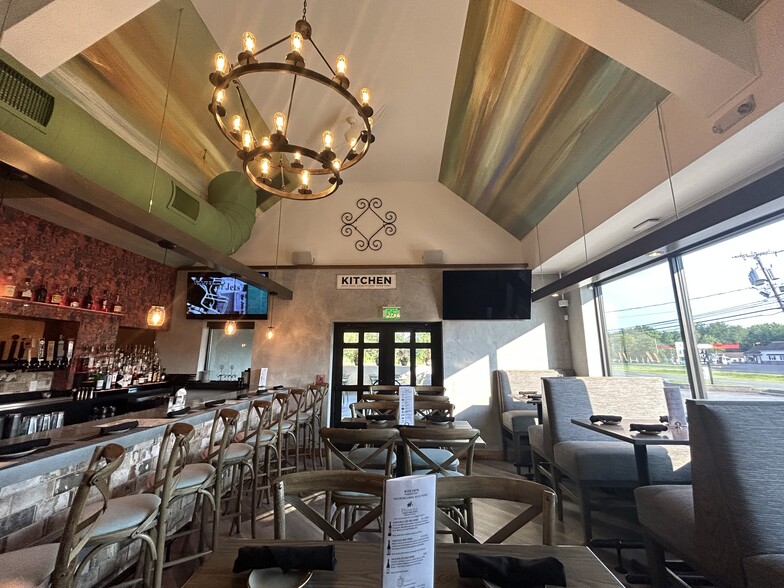 More Photos Of 452 Route 22 W, White House Station Restaurant For Sale