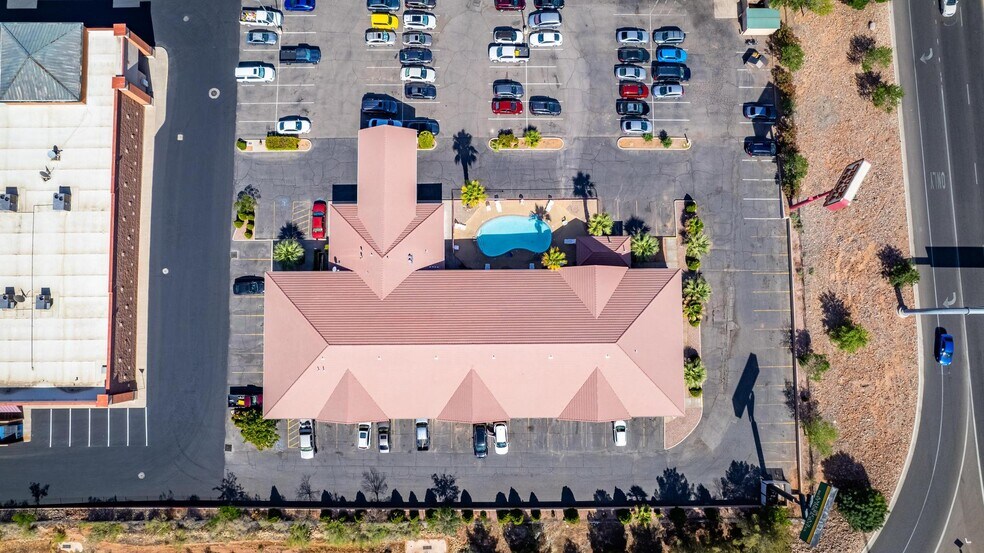 More Photos Of 260 W Main St, Vernal Hotel For Sale