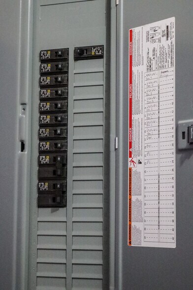 More Photos Of 426 Central Ave, Fairfield Storefront For Sale