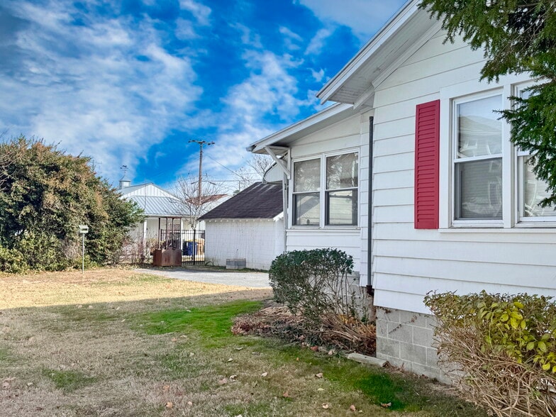 More Photos Of 20663 Coastal Hwy, Rehoboth Beach Office For Sale