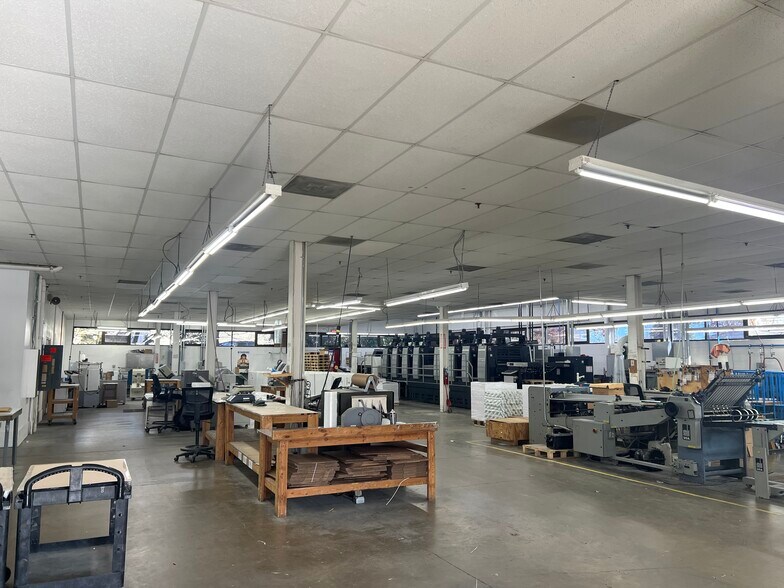 More Photos Of 15401 Old Columbia Pike, Burtonsville Warehouse For Sale