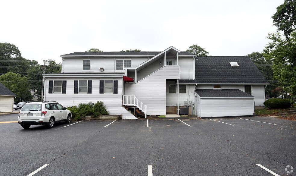 More Photos Of 2131 Defense Hwy, Crofton Unknown For Lease