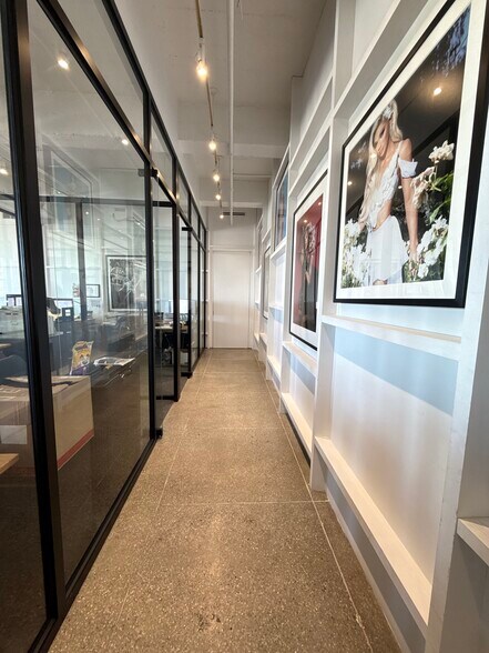 More Photos Of 210 Eleventh Ave, New York Office For Lease