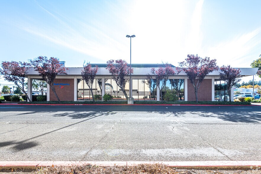 More Photos Of 3445 Sonoma Blvd, Vallejo Bank For Sale