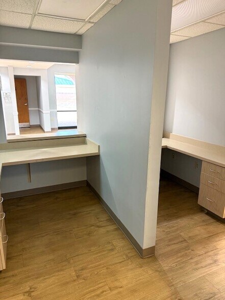 More Photos Of 4531 N Davis Hwy, Pensacola Medical For Lease