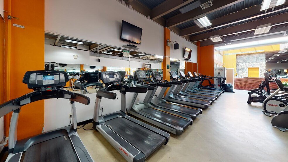 More Photos Of 65-75 Woodhaven Blvd, Flushing Storefront Retail Office For Sale