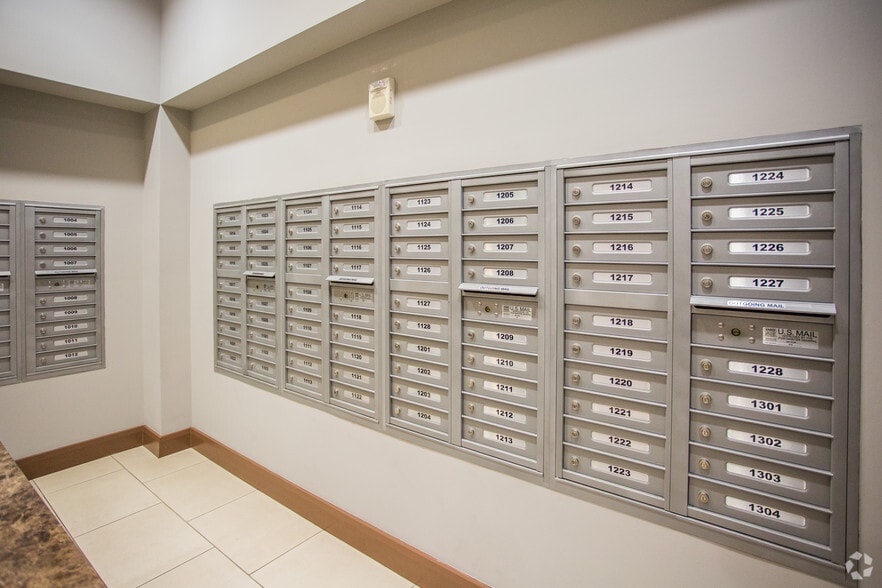 More Photos Of 8710 Cameron St, Silver Spring Apartments For Lease