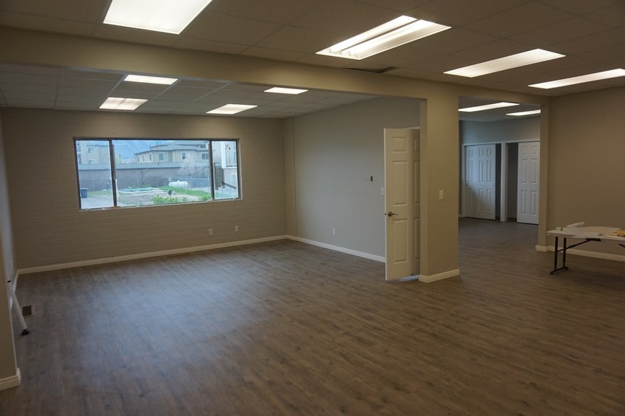More Photos Of 3324 S 200 E, Salt Lake City Warehouse For Sale