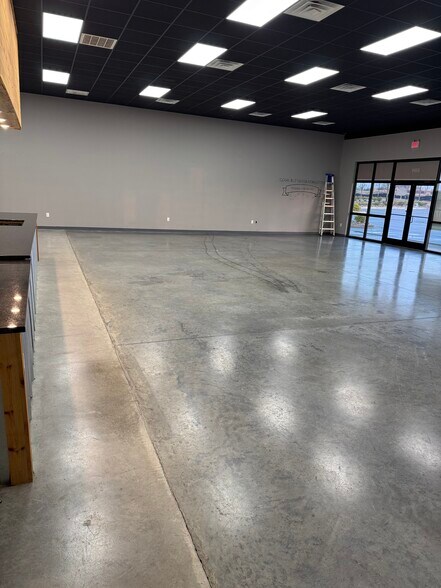 More Photos Of 284 Meridian dr, Grovetown Restaurant For Lease