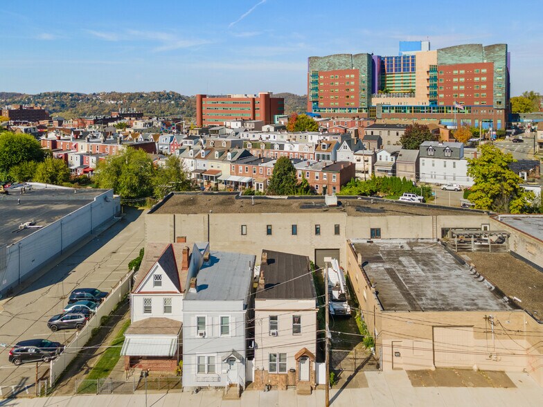 Primary Photo Of 4427-4431 Howley st, Pittsburgh Multifamily For Sale
