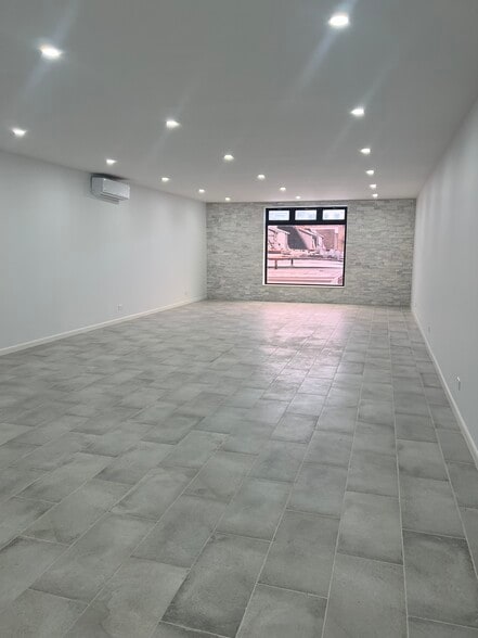 More Photos Of 926 Flatbush Ave, Brooklyn Storefront Retail Residential For Sale