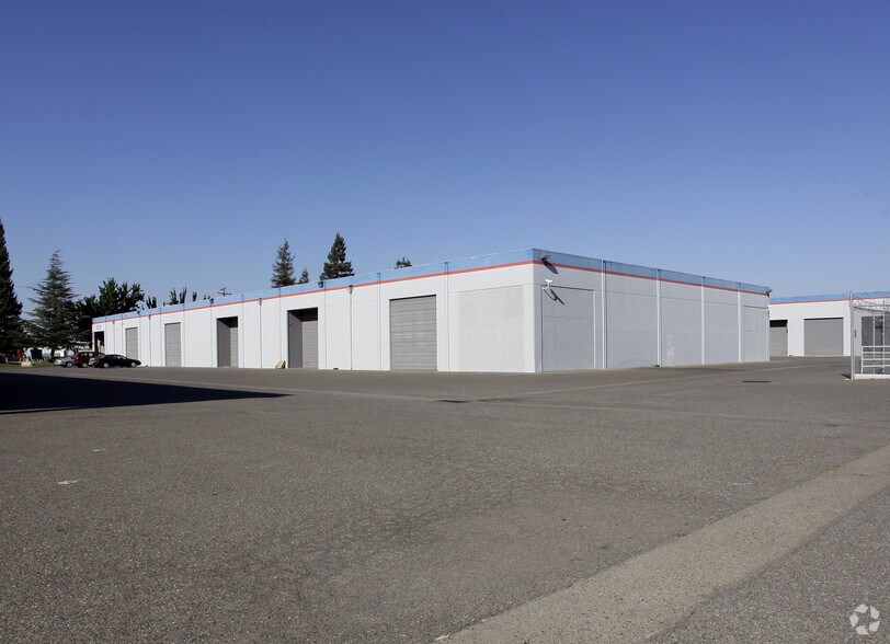More Photos Of 8220 Alpine Ave, Sacramento Unknown For Lease