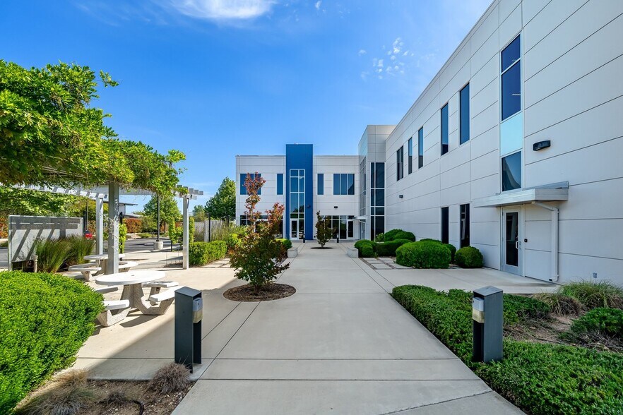 More Photos Of , Paso Robles Office For Sale
