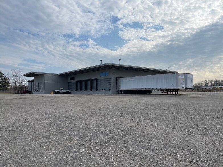 Primary Photo Of 3452 Saint Johns Rd, Lima Truck Terminal For Sale