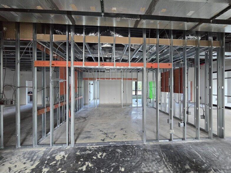 More Photos Of 701 Mutual Ct, Raleigh Office For Lease