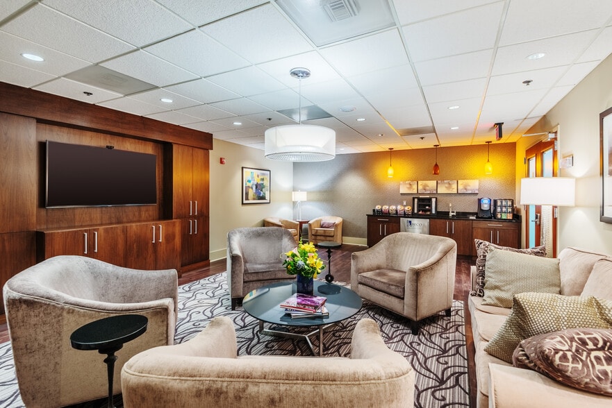 More Photos Of 11140 Rockville Pike, Rockville Office For Lease