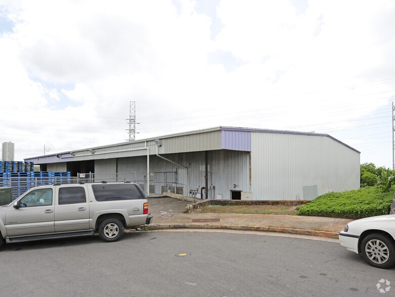 More Photos Of 98-810 Moanalua Rd, Aiea Unknown For Lease