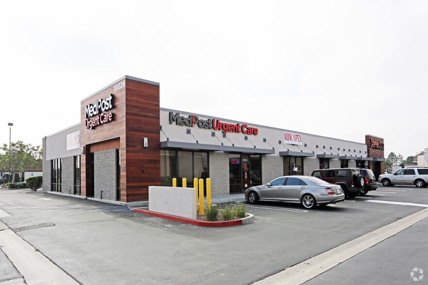 More Photos Of 10026-10038 Adams Ave, Huntington Beach Storefront For Lease