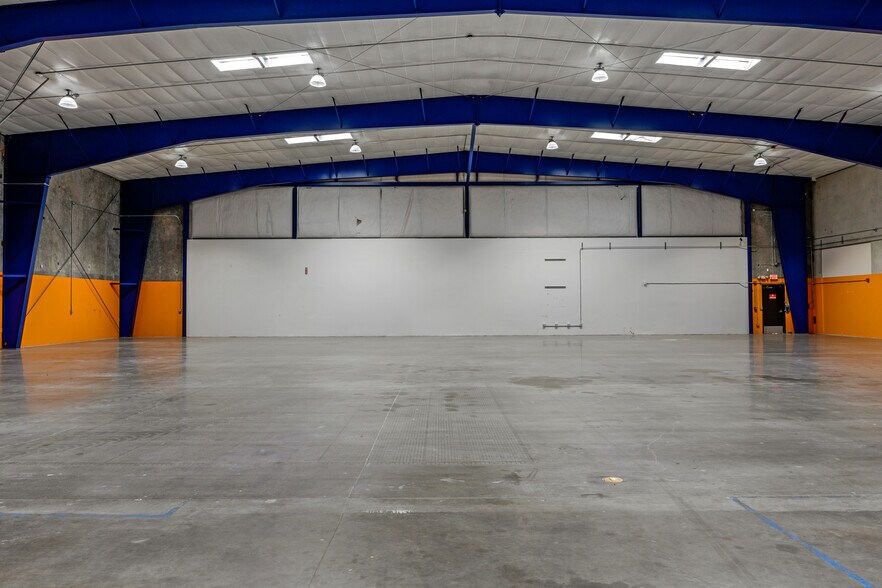 More Photos Of 3102 100th St SW, Everett Warehouse For Lease