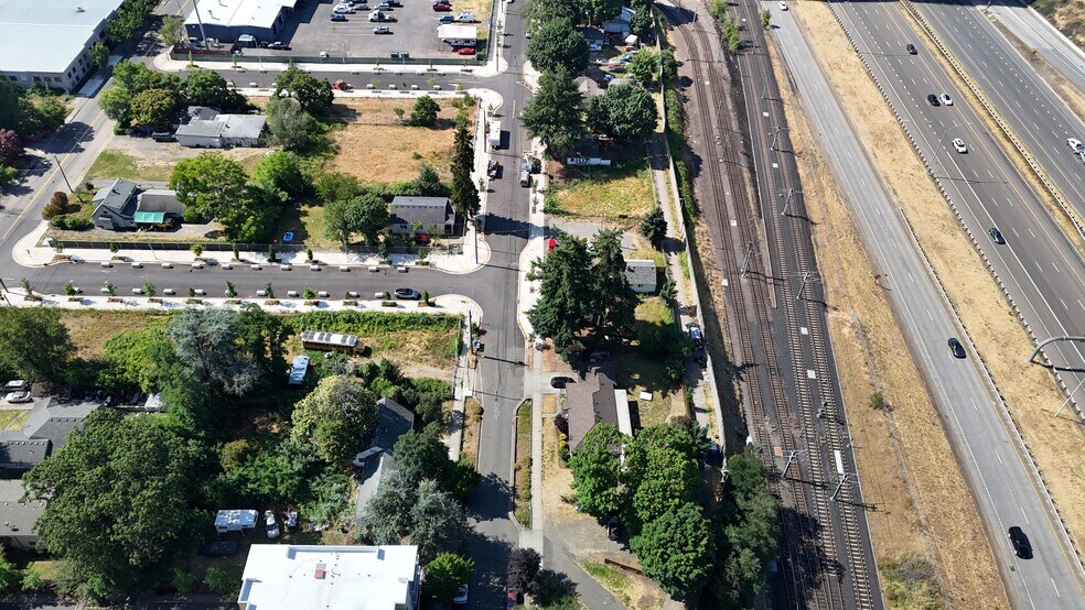 More Photos Of 97th Avenue, Portland Land For Sale