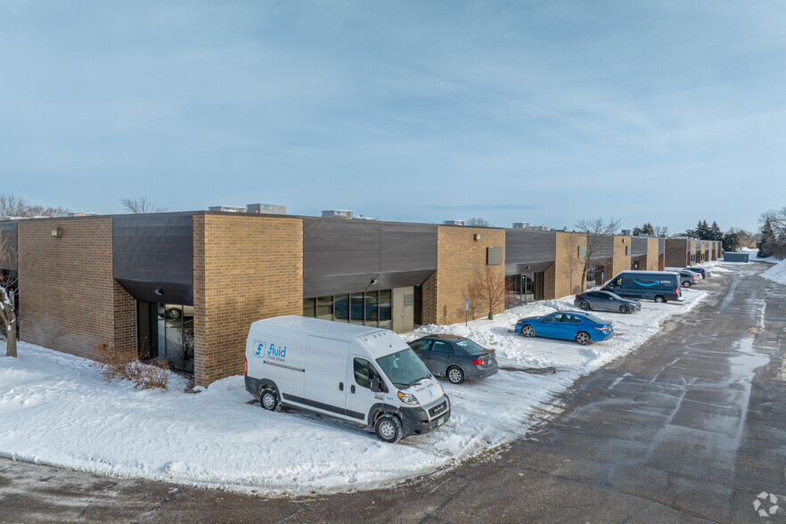 Primary Photo Of 1301 Corporate Center Dr, Eagan Research And Development For Lease