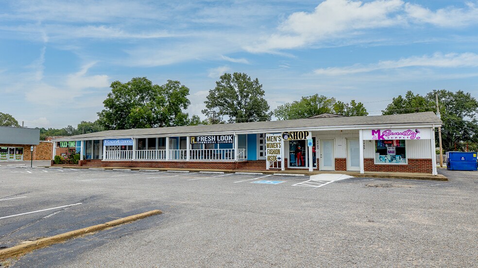 More Photos Of 1723-1755 Main St, Southaven Storefront Retail Office For Sale