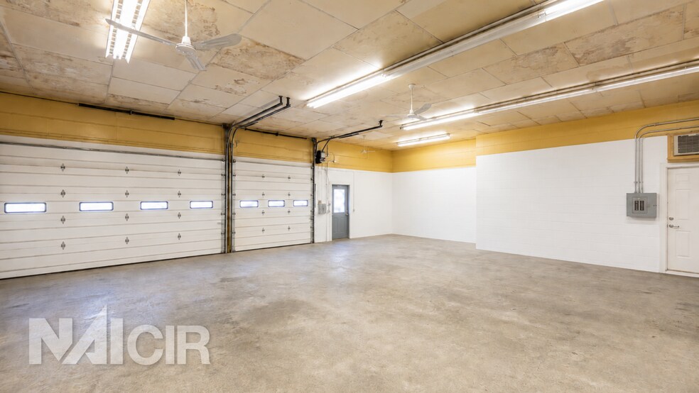 More Photos Of 3431 Derry St, Harrisburg Industrial For Sale