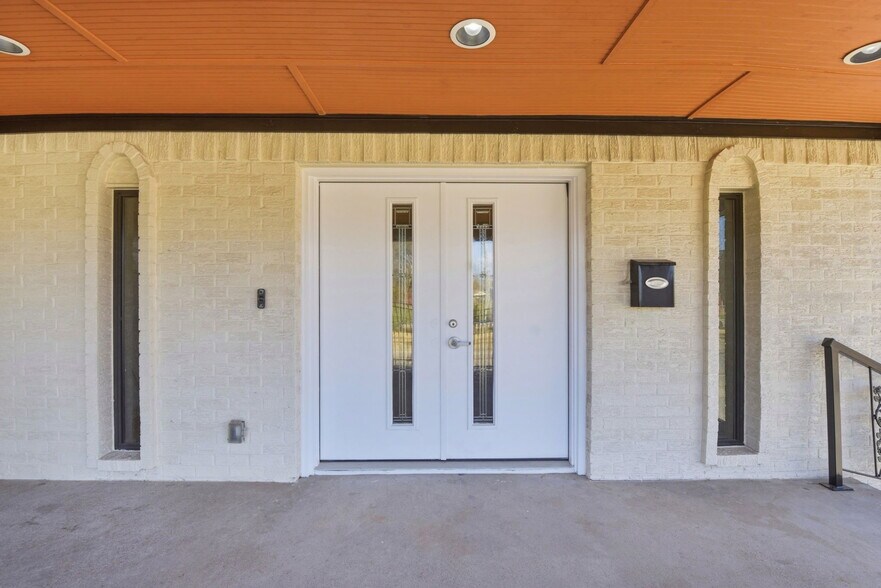 More Photos Of 3911 Fulton St, Houston Religious Facility For Lease