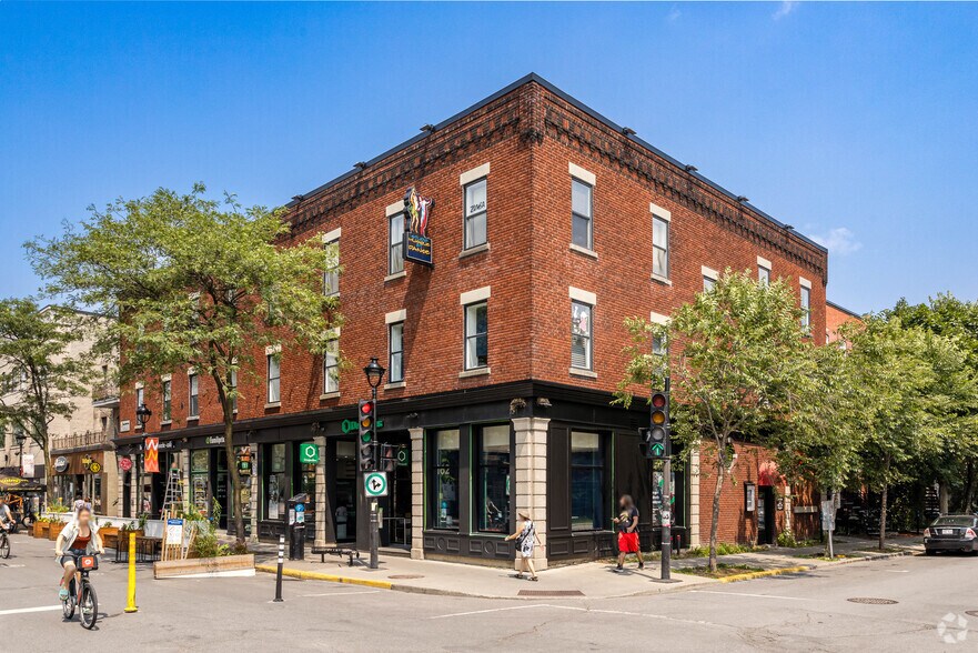 More Photos Of 227 Rue Galt, Verdun Office For Lease