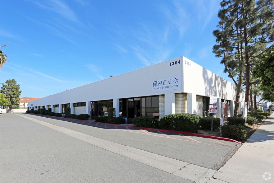 Primary Photo Of 1304 Logan Ave, Costa Mesa Warehouse For Lease