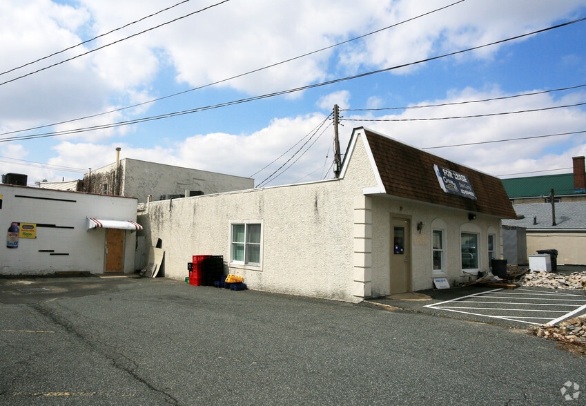 More Photos Of 19 W Bel Air Ave, Aberdeen Storefront For Lease