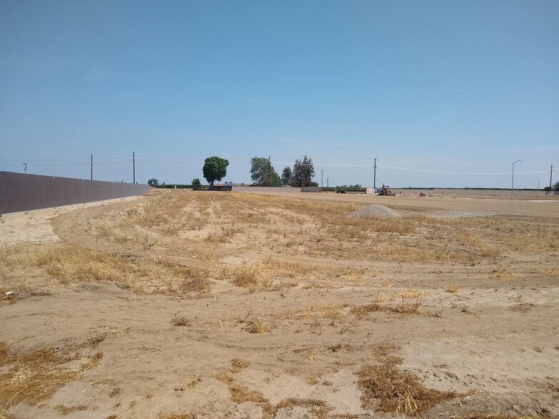 More Photos Of Sec Shafter Ave @ Fresno Ave, Shafter Land For Sale