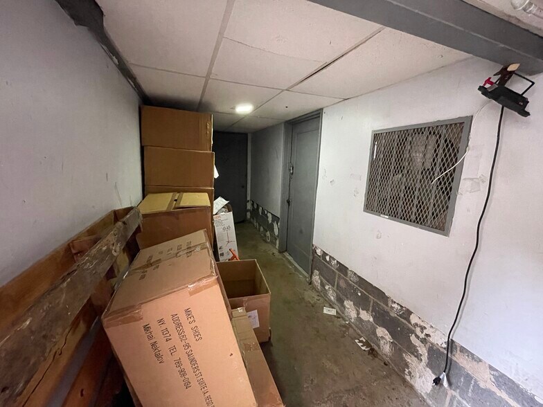 More Photos Of 6564 Fresh Meadow Ln, Fresh Meadows Storefront For Sale