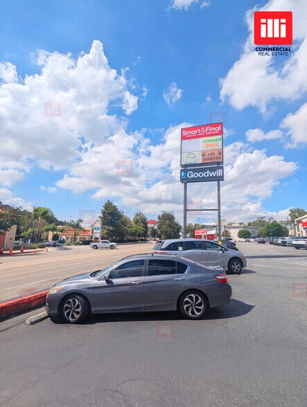 More Photos Of 6535-6585 Foothill Blvd, Tujunga General Retail For Lease