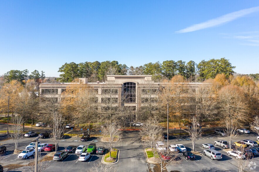 More Photos Of 12600 Deerfield Pky, Alpharetta Coworking Space