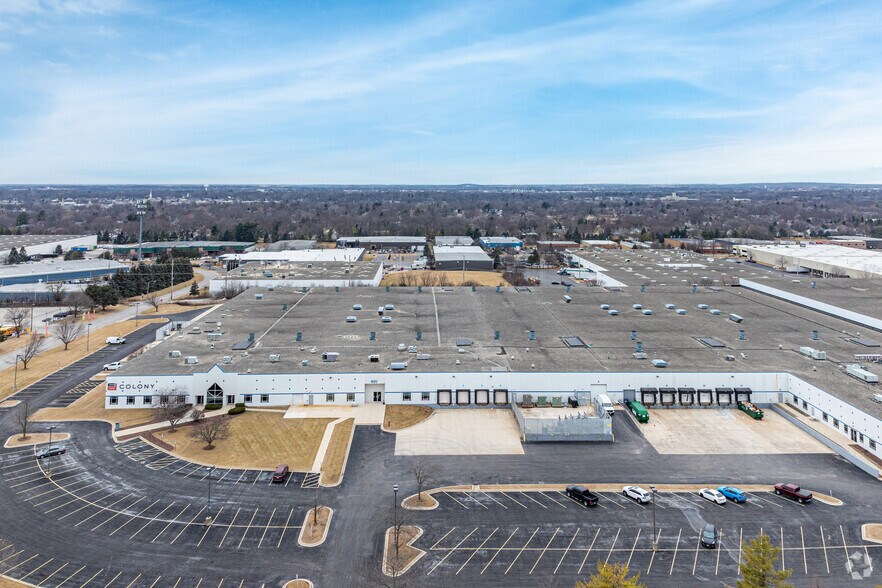 More Photos Of 601 Kingsland Dr, Batavia Warehouse For Lease