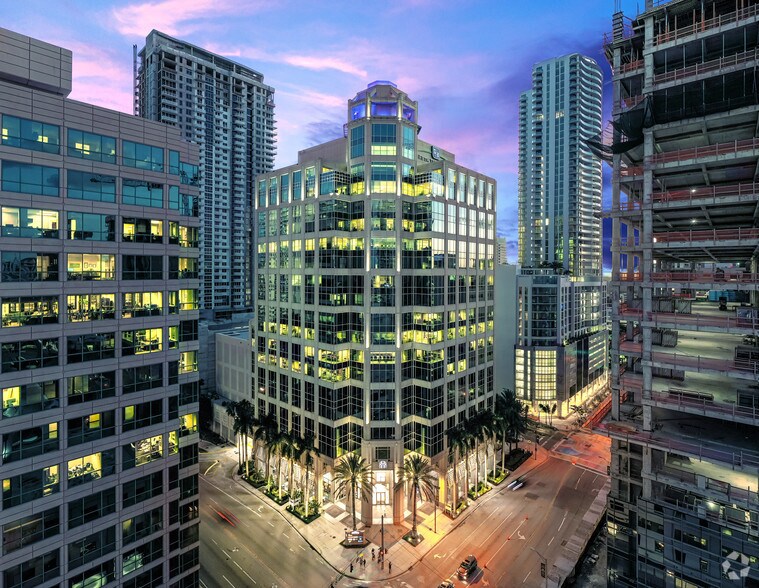 More Photos Of 200 E Las Olas Blvd, Fort Lauderdale Office For Lease