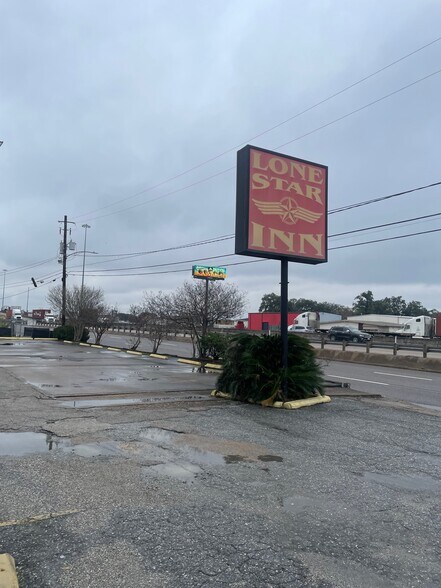 More Photos Of 711 Pasadena Fwy, Pasadena Hotel For Sale