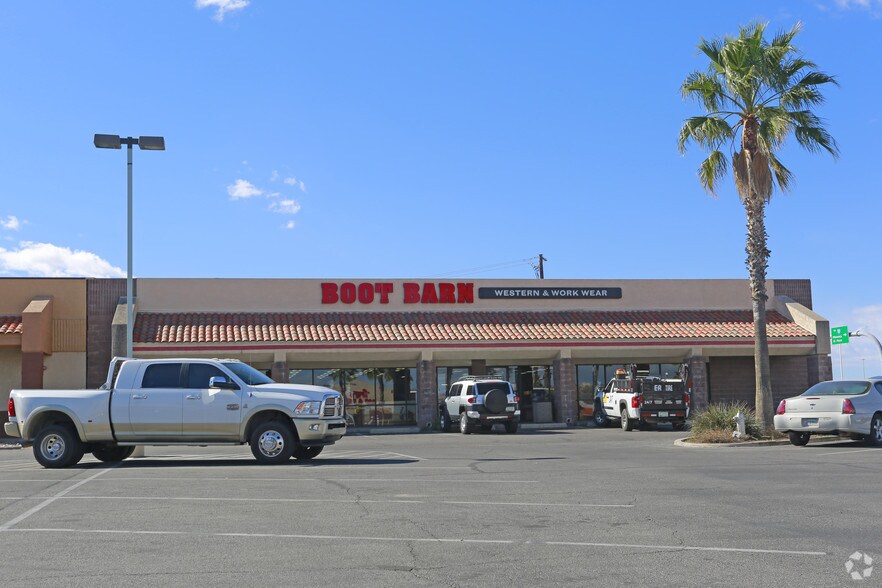 More Photos Of 3660 S 16th Ave, Tucson Unknown For Lease
