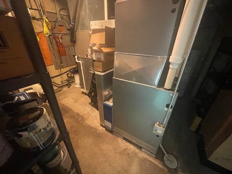 More Photos Of 755 Wick Ave, Youngstown Loft Creative Space For Sale