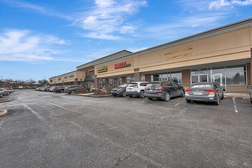 More Photos Of 1035 Vandercar Dr, Florence General Retail For Lease