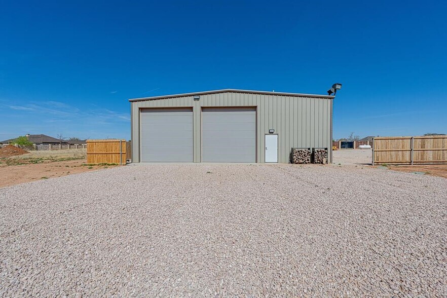 More Photos Of 4012 E County Road 63, Midland Specialty For Sale