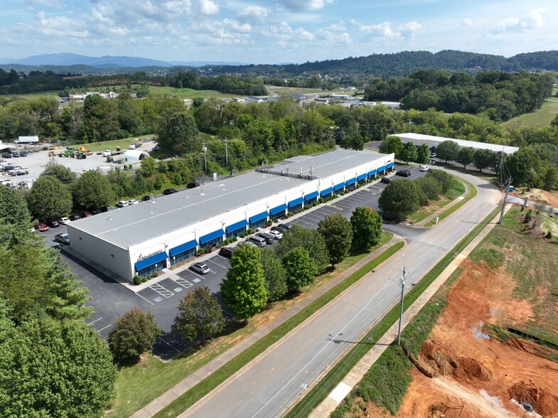 More Photos Of 105 KLM Dr, Johnson City Unknown For Lease