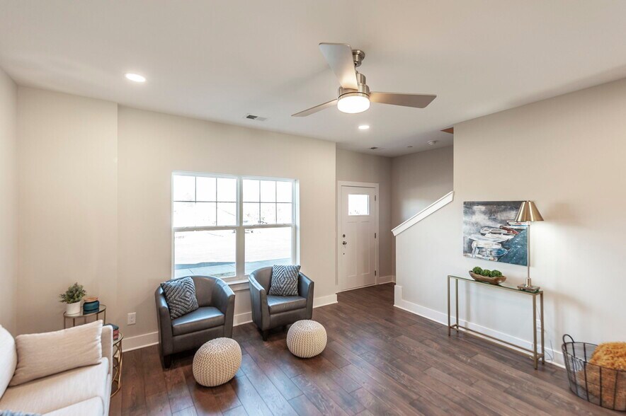 More Photos Of 1136 Lock 4 Rd, Gallatin Apartments For Sale