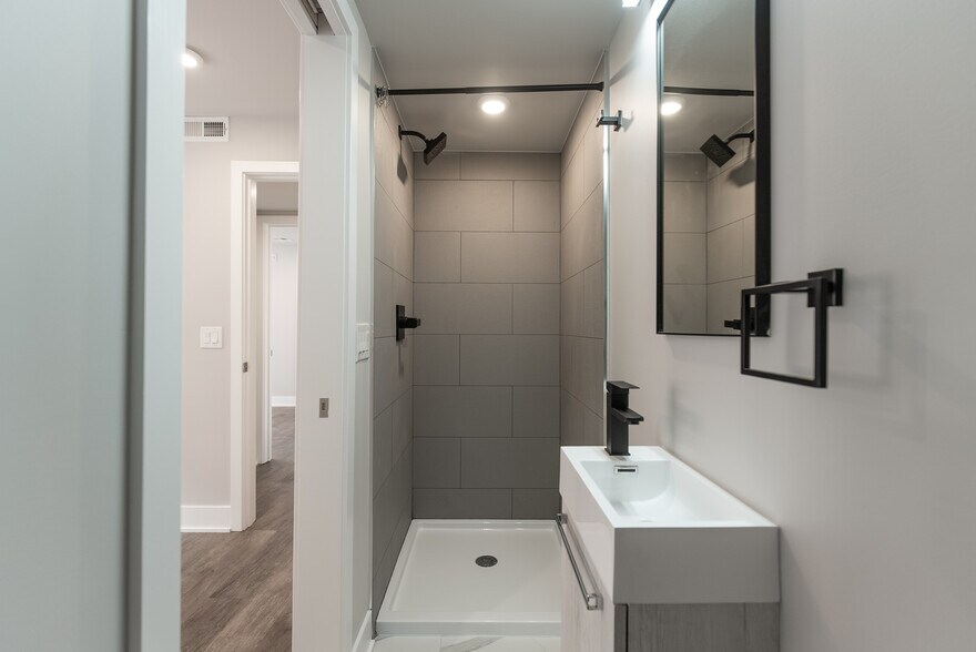 More Photos Of 3401 Wallace St, Philadelphia Multifamily For Sale