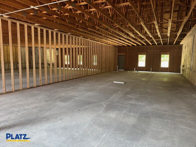 More Photos Of 8170 South Ave, Youngstown Medical For Lease