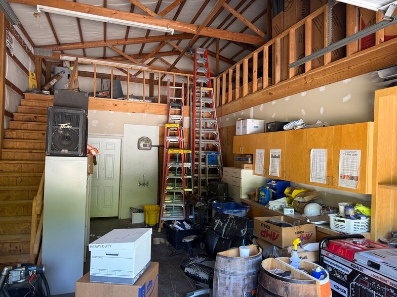 More Photos Of 132 Fergus Dr, La Vergne Flex For Sale